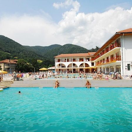 Sara'S Sons Hotell Băile Herculane Eksteriør bilde